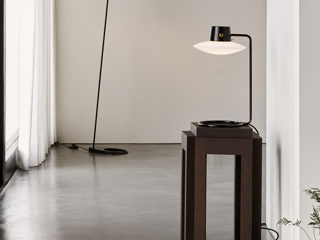 AJ Oxford Table Lamp