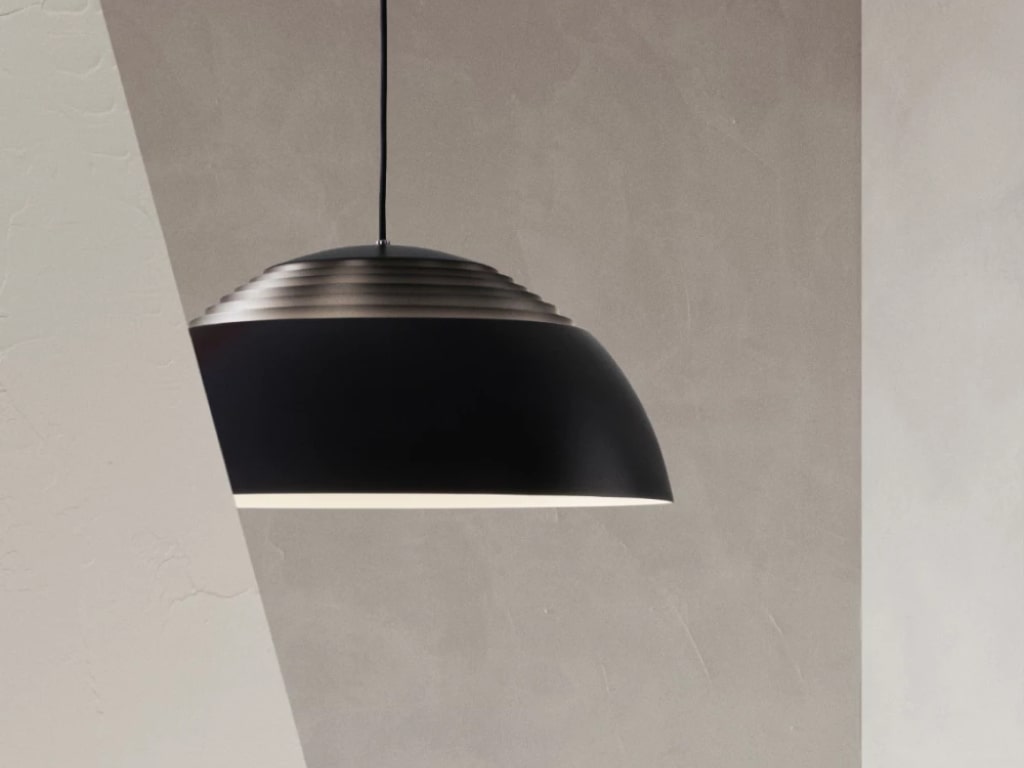 AJ Royal Pendant Lamp