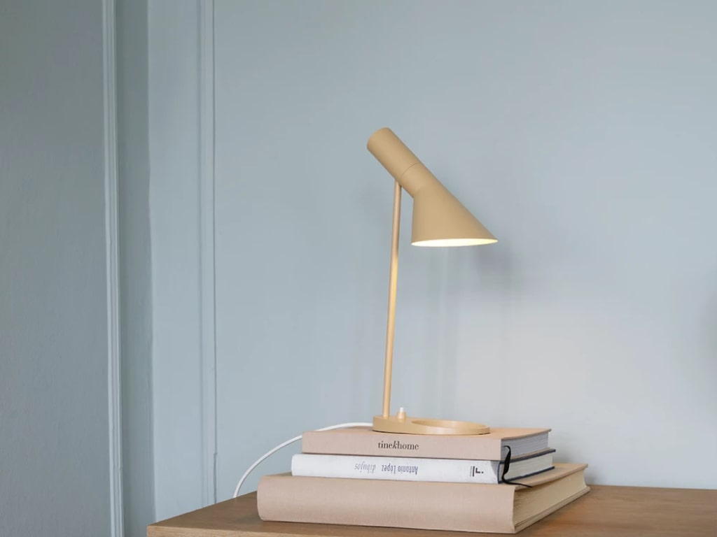 AJ Table Lamp Mini
