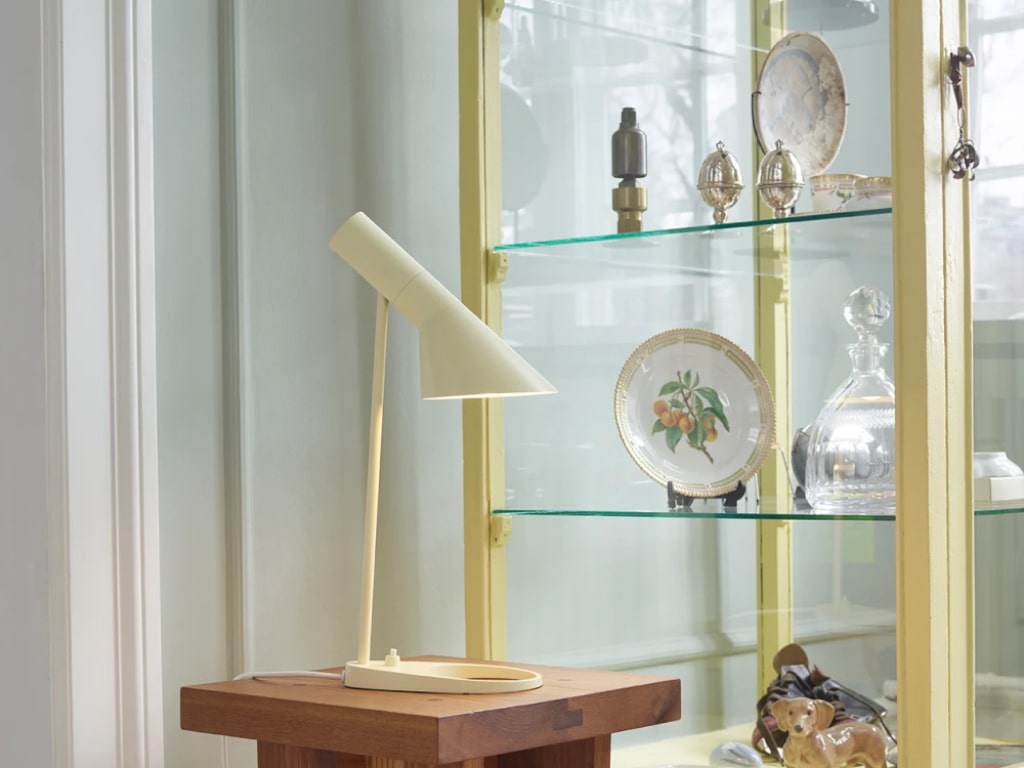 AJ Table Lamp Mini