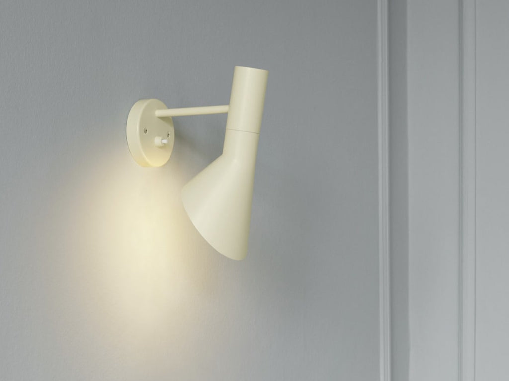 AJ Wall Lamp