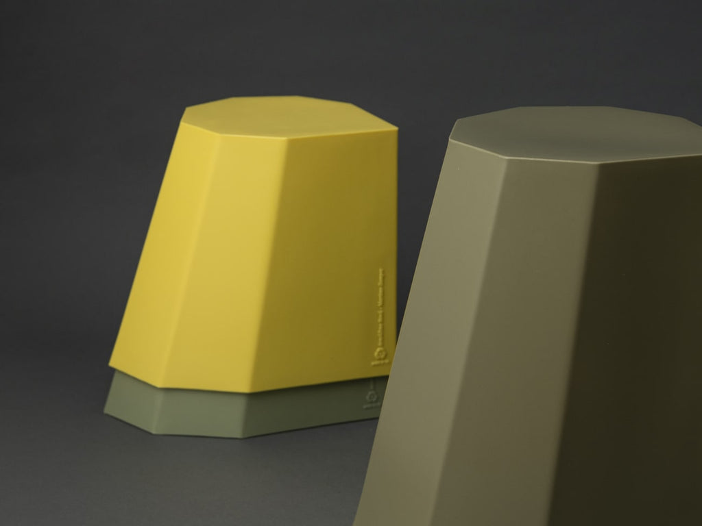 Arnoldino Stool