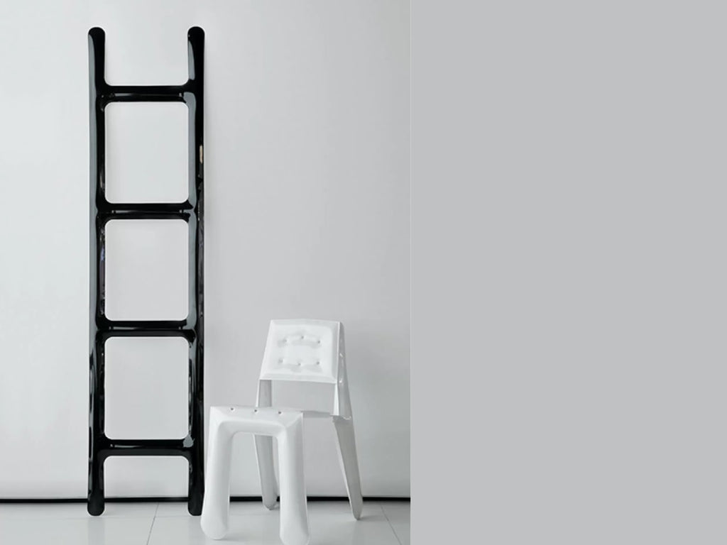 Drab Hanger