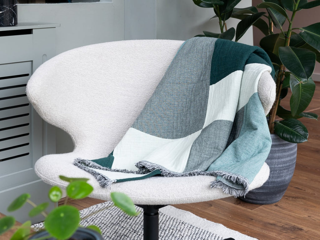 Eclipse Throw