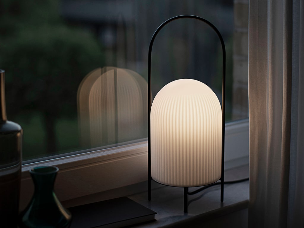 Ghost Table Lamp