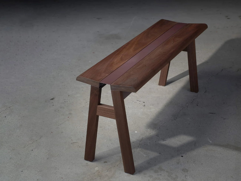 Hi. bench Walnut