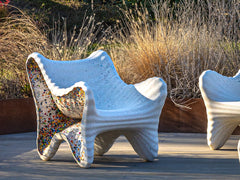 In-side Armchair
