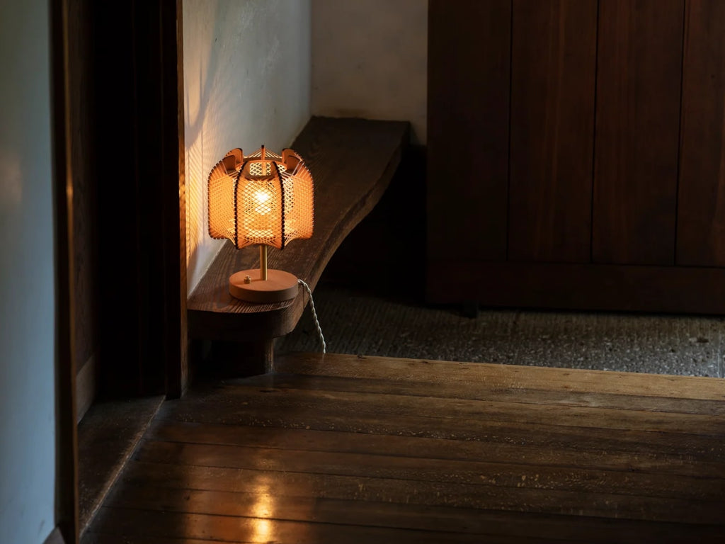 Jeemi - Table Lamp