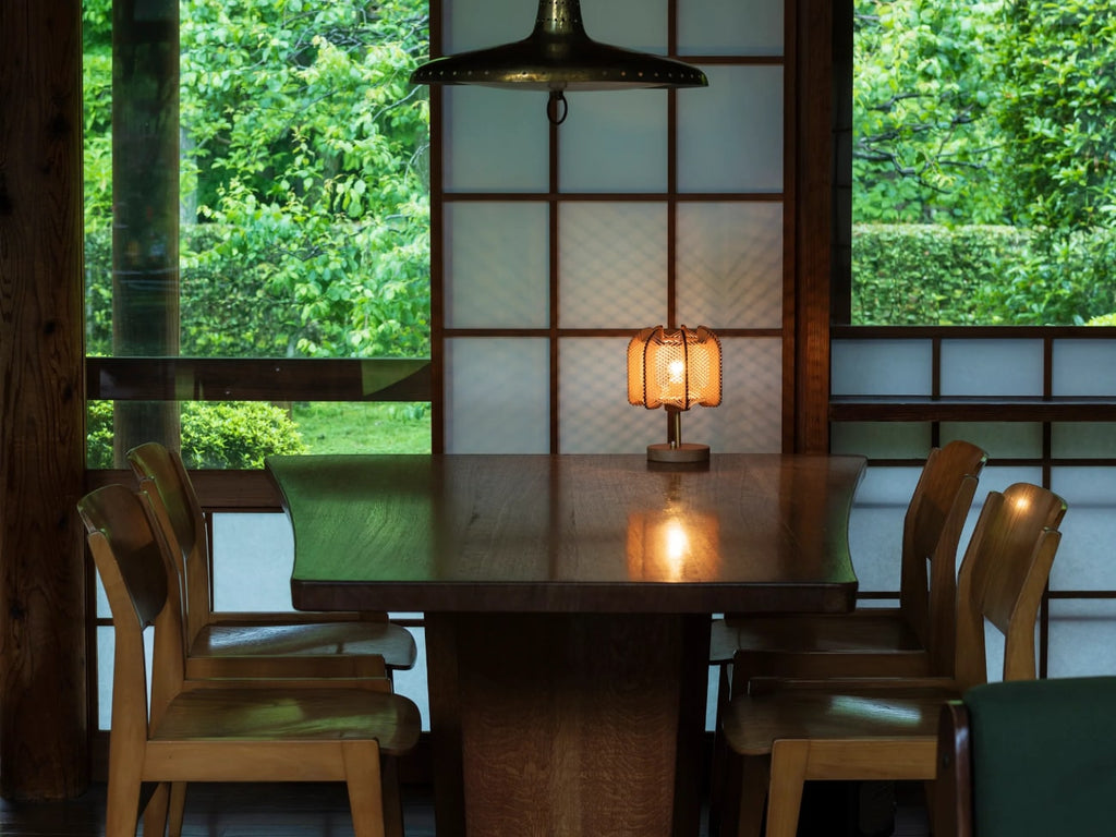 Jeemi - Table Lamp