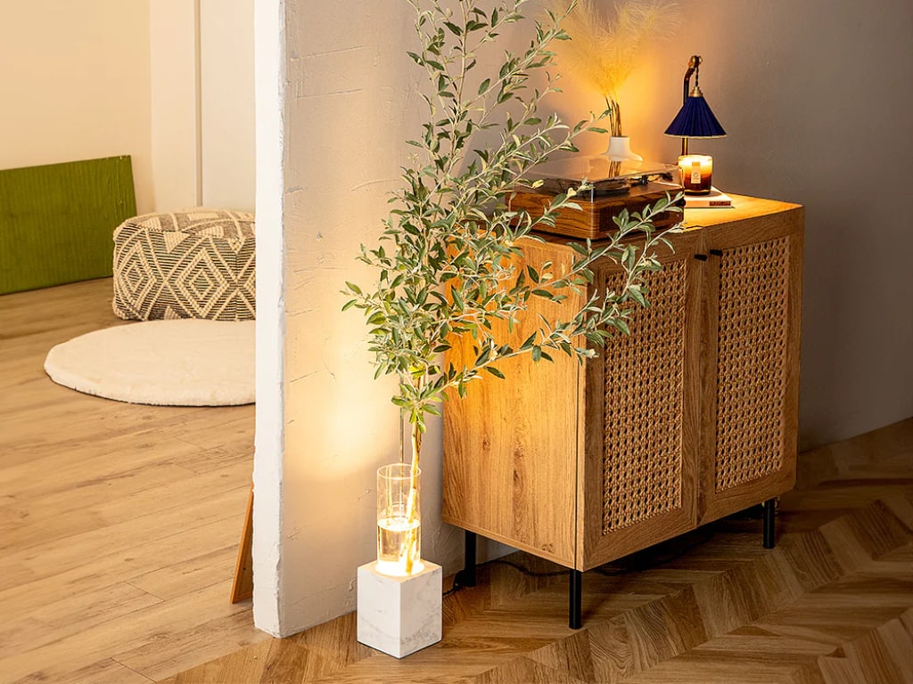 Luminastone Floor Lamp