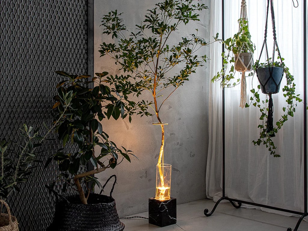 Luminastone Floor Lamp