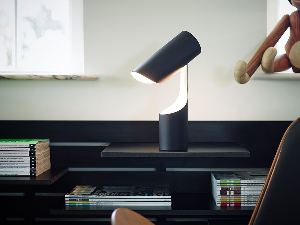 Mutatio Table Lamp