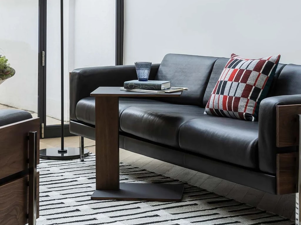 Overhang Table