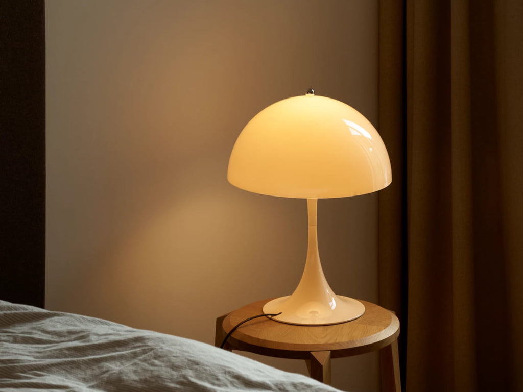 Panthella 320 Table