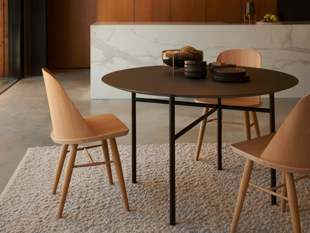 Snaregade Dining Table Round