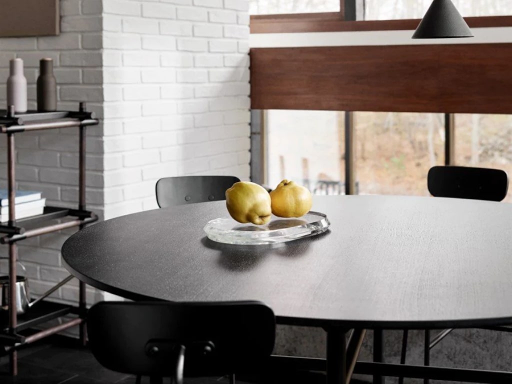 Snaregade Dining Table Round