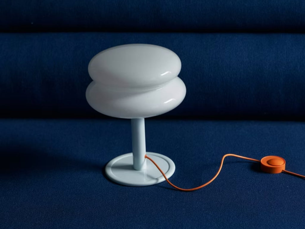Snowman 22 Table