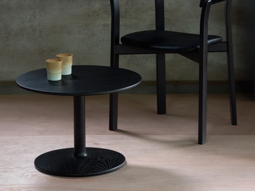 Taio Table