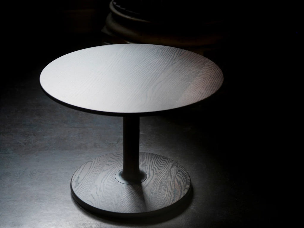 Taio Table
