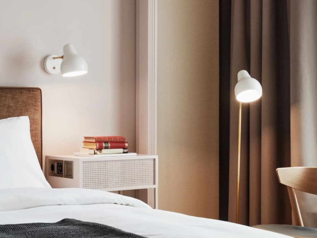 VL38 Wall Lamp