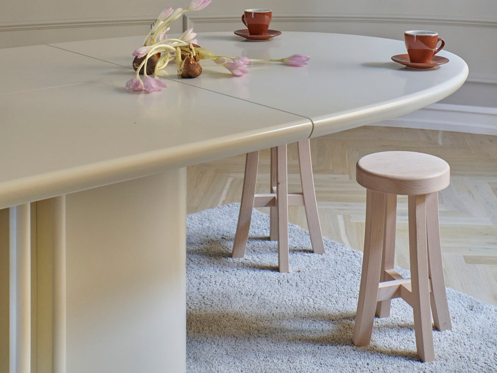 Naya Stool