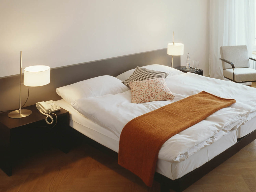 TMD Table Lamp