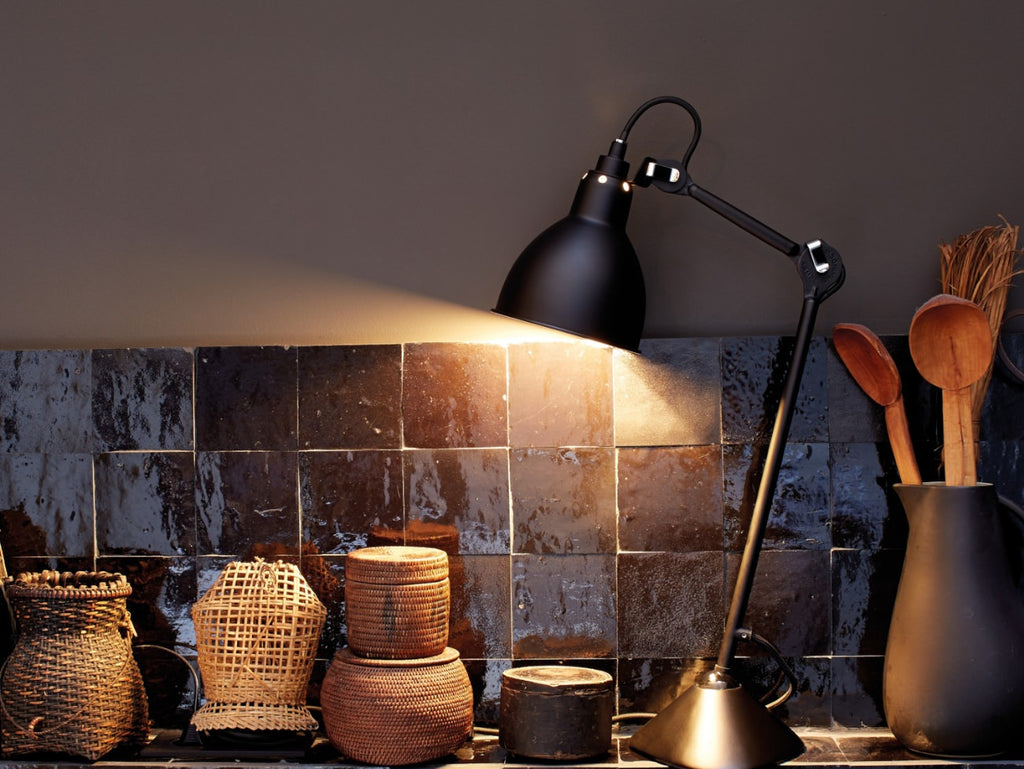 Lampe De Table No.205