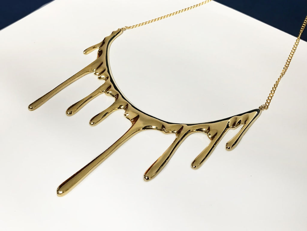 Bloody Necklace ONE