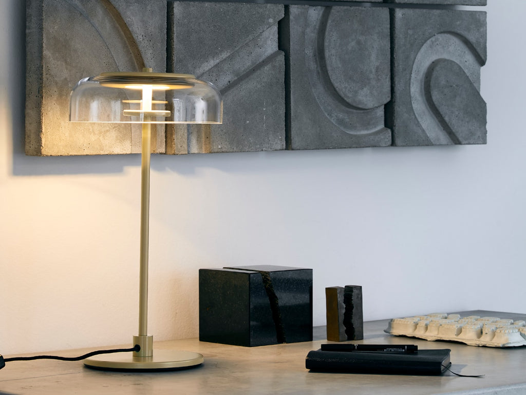Blossi Table