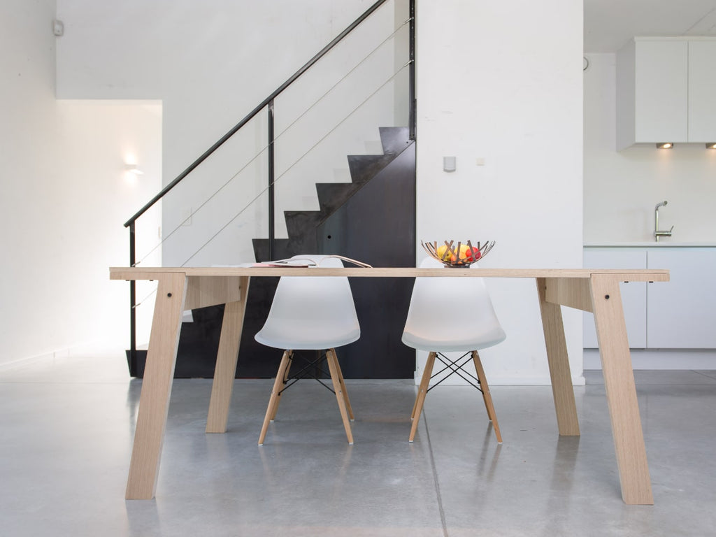 Flat Table