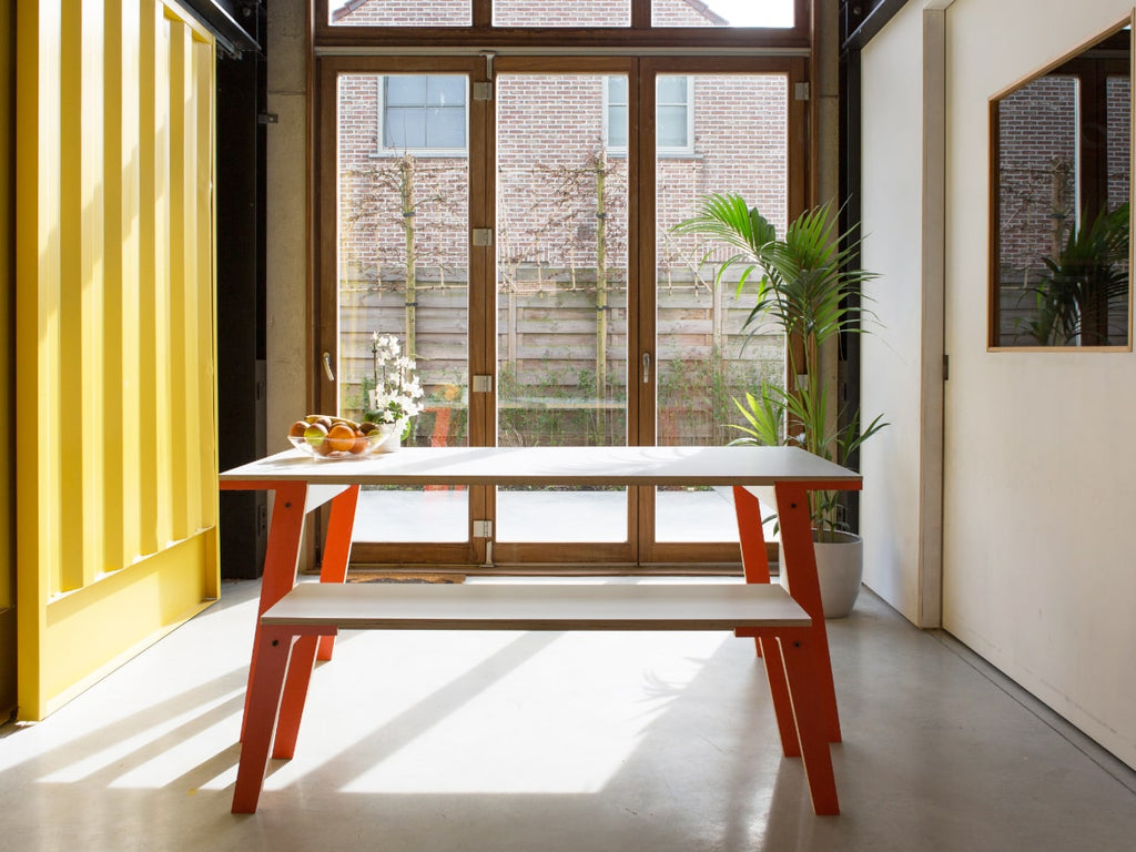 Flat Table