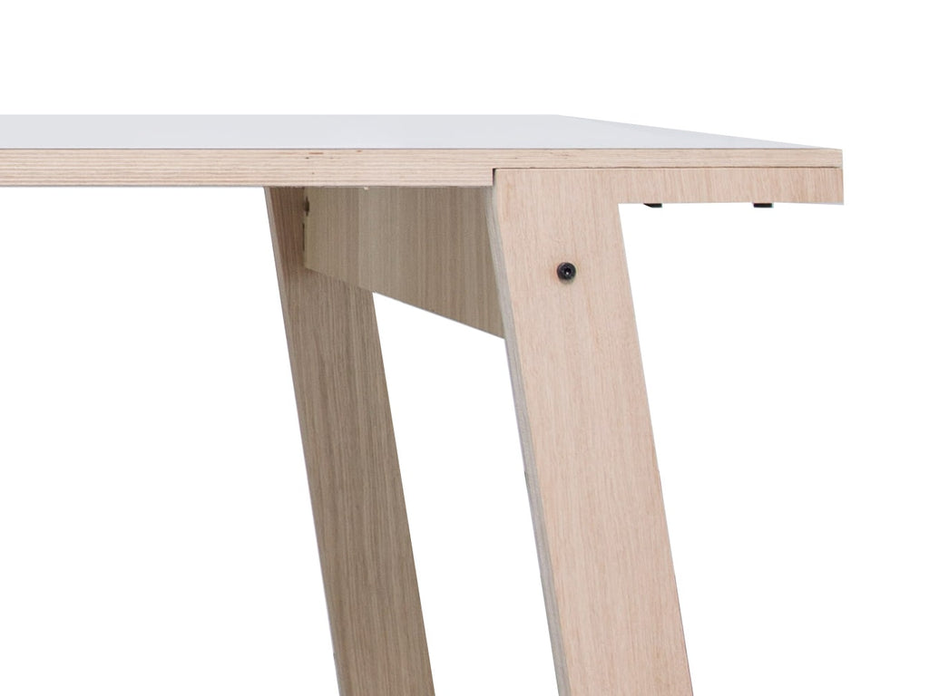 Flat Table