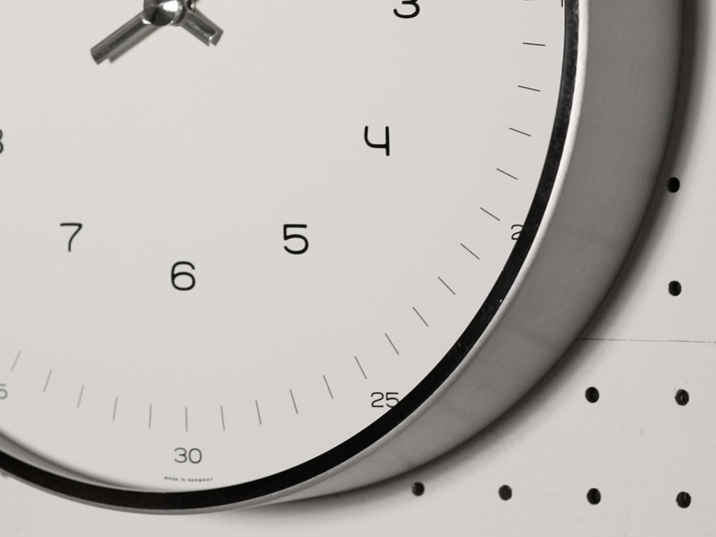 Junghans 367 6047/6048 Wall Clock