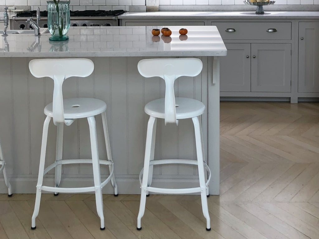 Nicolle Chair