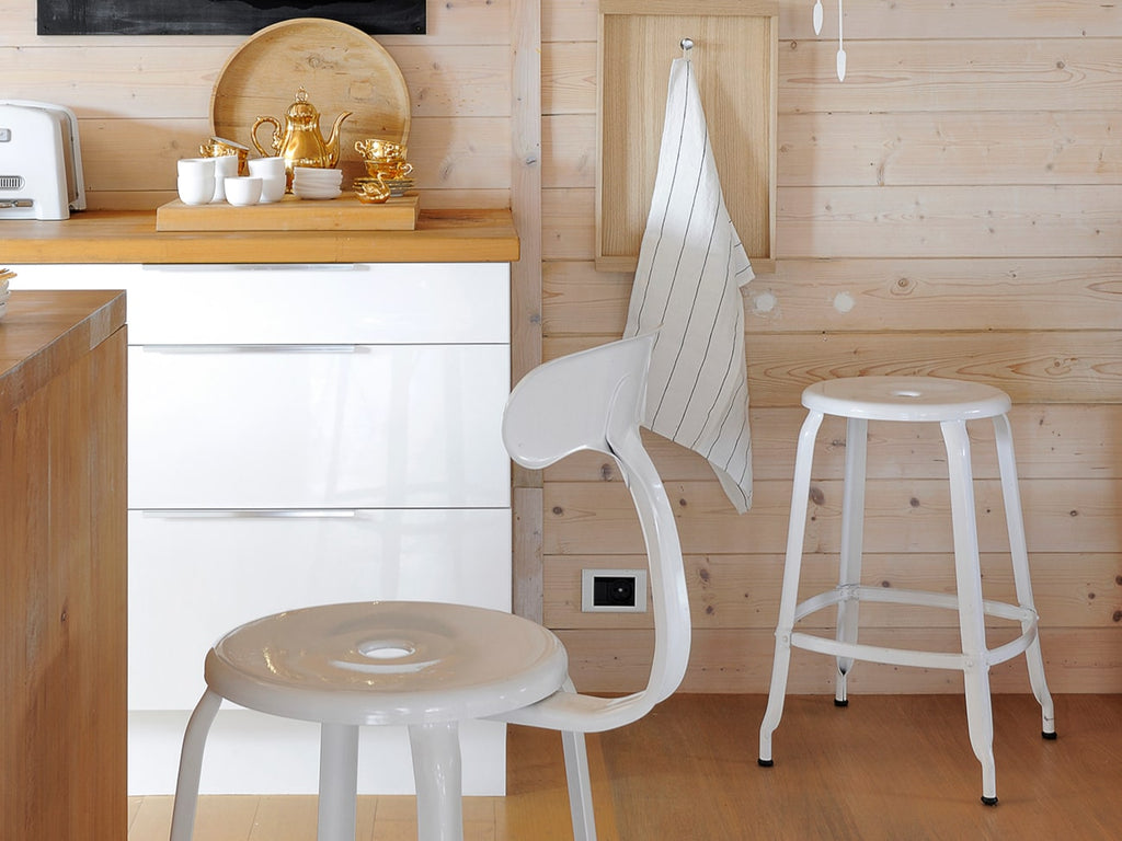 Nicolle Stool
