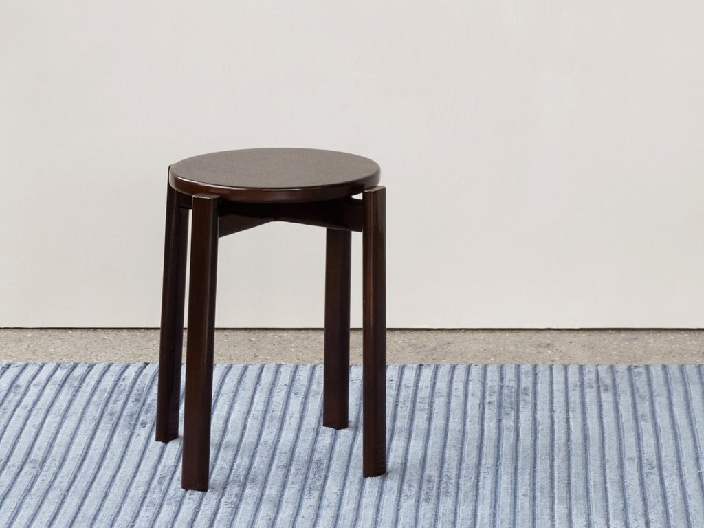 Passage Stool