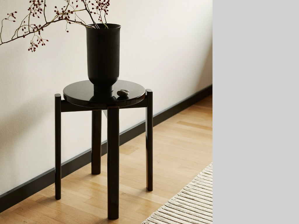 Passage Stool