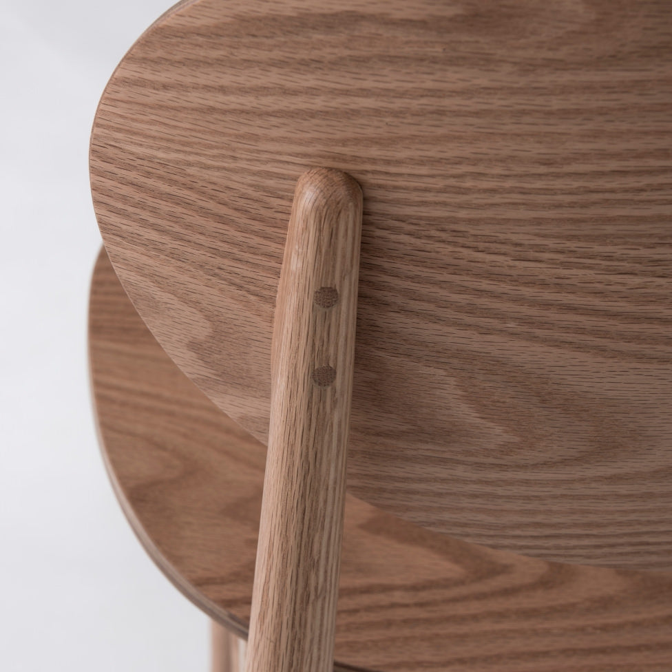 Outline Chair