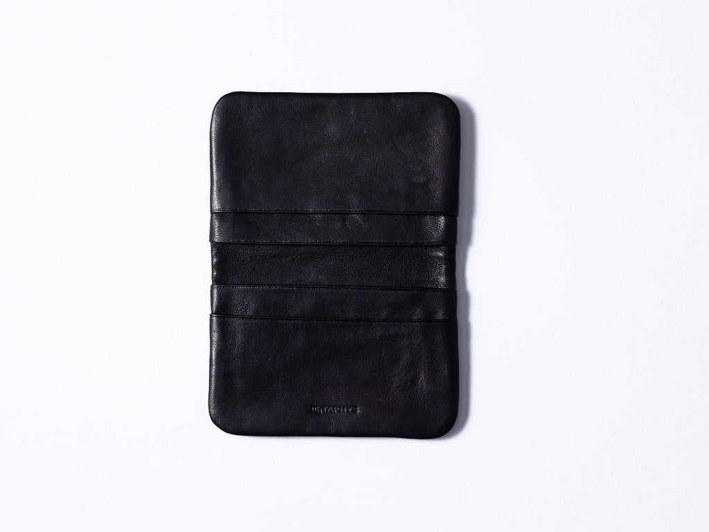 famm Card Case