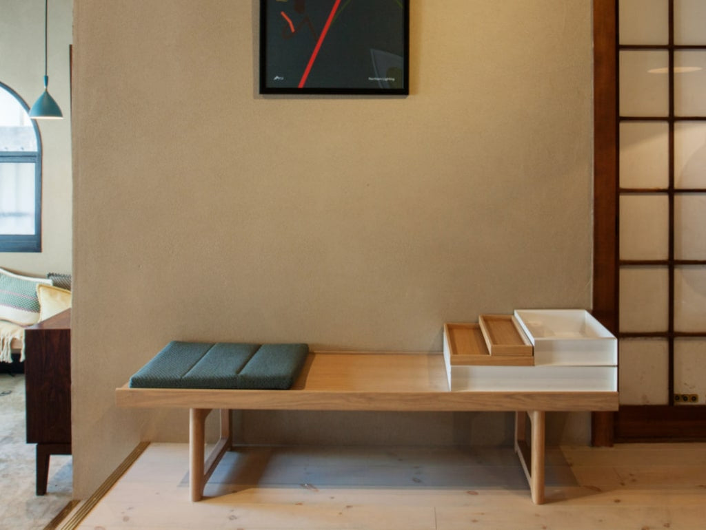 Krobo Bench
